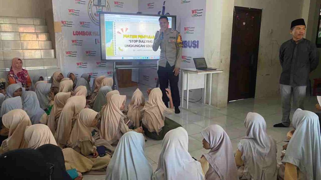 Mendidik dengan Cinta, MI LIS Gelar Penyuluhan Anti-Bullying dan Jajaki MoU dengan Polsek Lingsar 2 IMG 20260525 WA0010